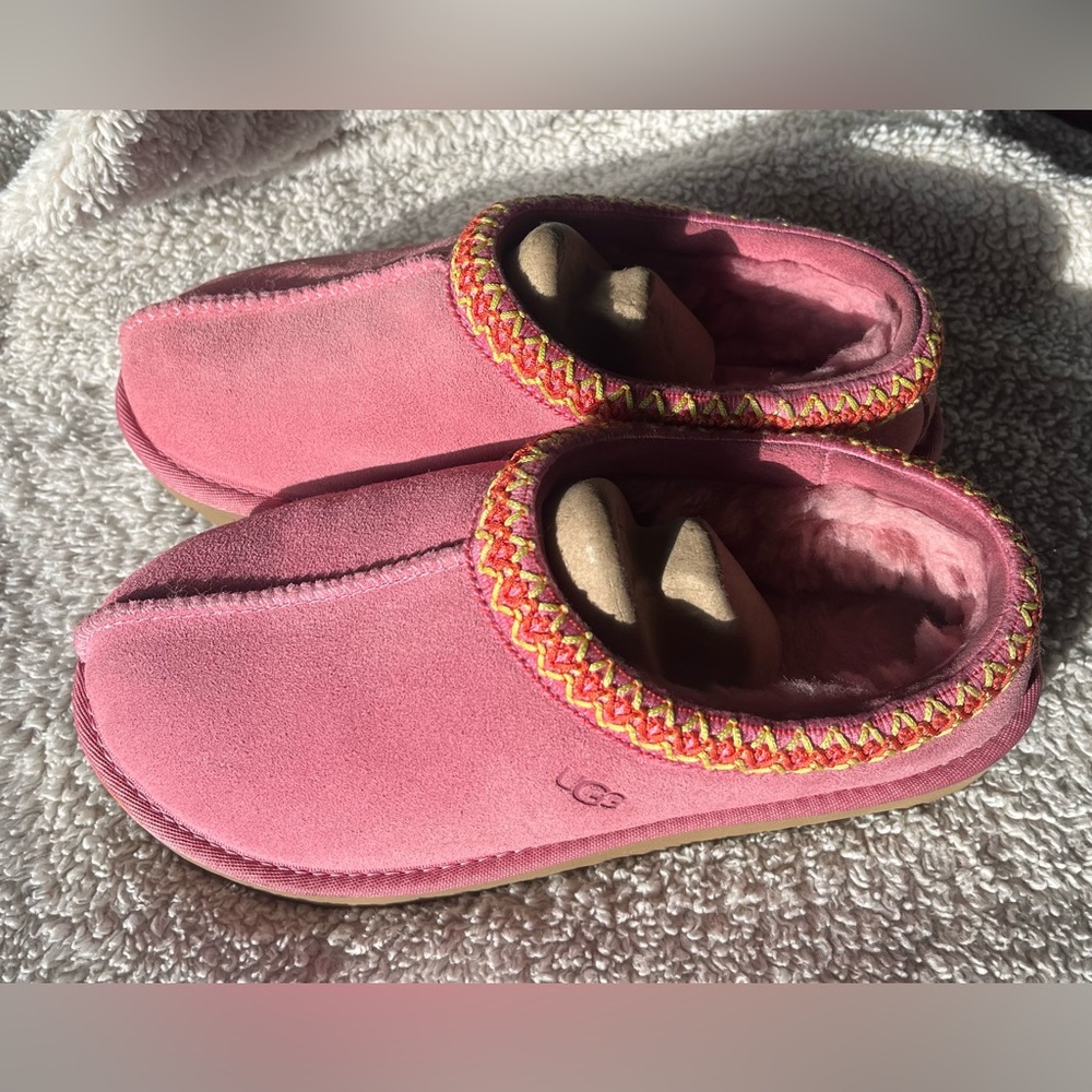 UGG Tasmans